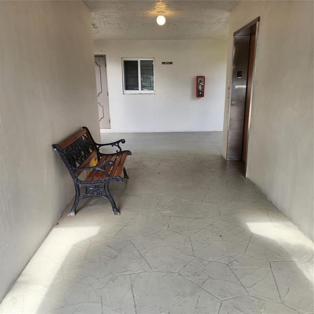 9311 Orange Grove Drive # 114, Davie FL 33324 - Davie, FL - Photo 2