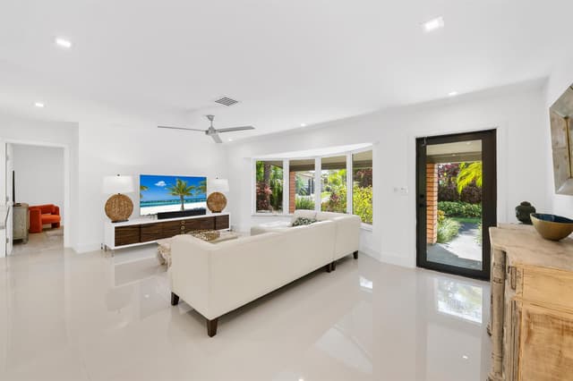 5210 NE 17th Terrace, Fort Lauderdale FL 33334 - Fort Lauderdale, FL - Photo 7