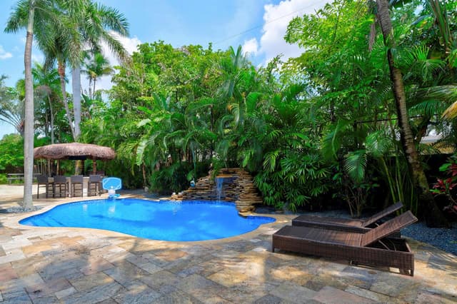 2719 NE 19th Street, Fort Lauderdale FL 33305 - Fort Lauderdale, FL - Photo 2
