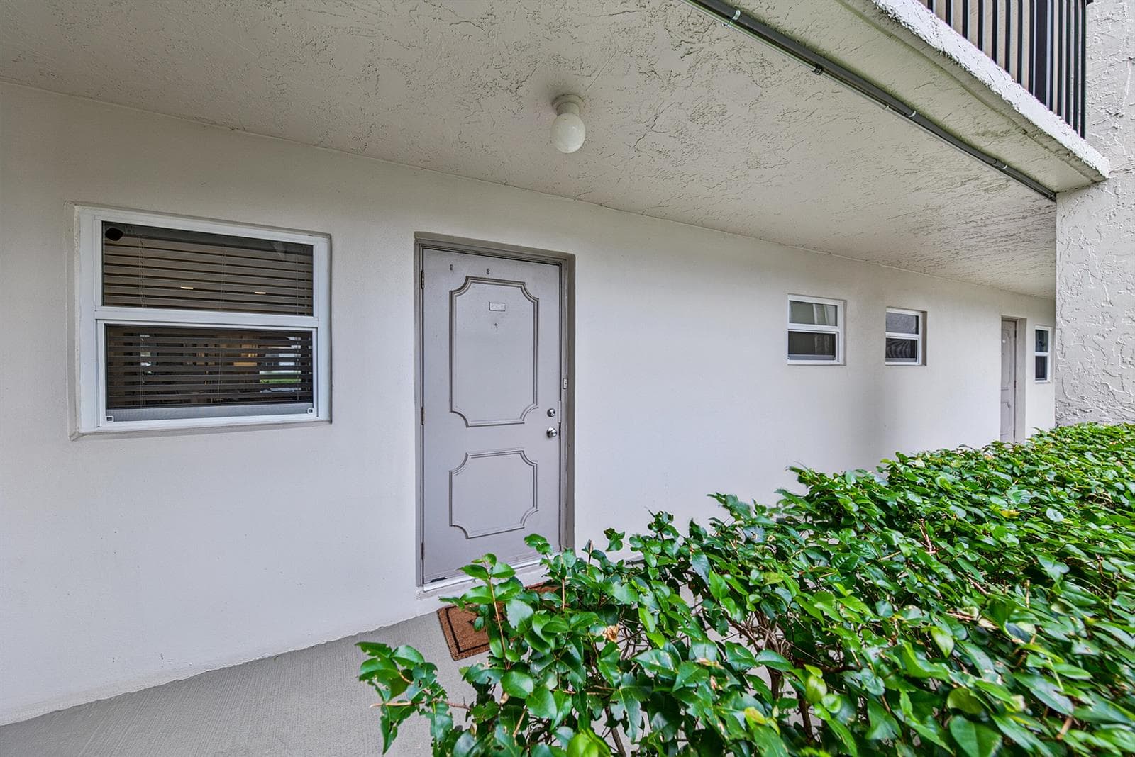 9420 Poinciana Place # 108, Davie FL 33324 - Davie, FL - Photo 1