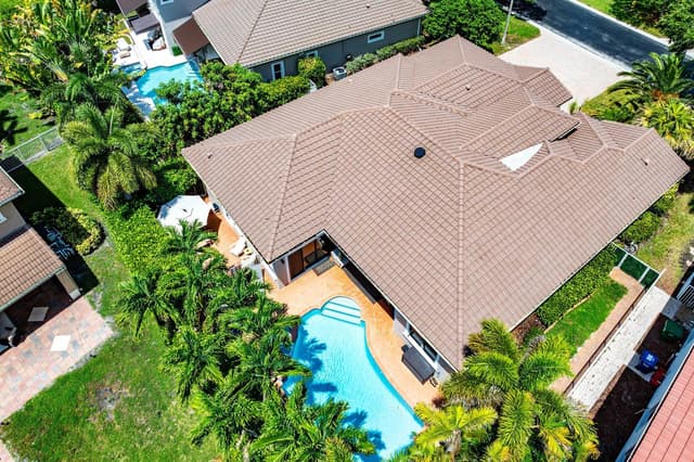 876 NW 123rd Drive, Coral Springs FL 33071 - Coral Springs, FL - Photo 5