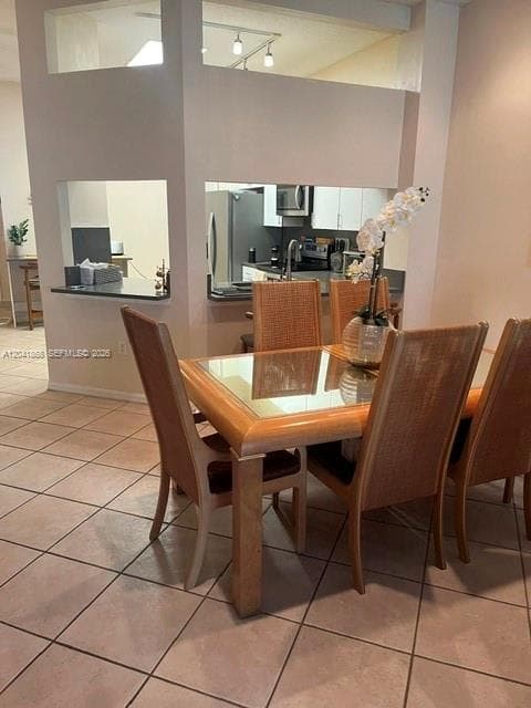 10136 Lombardy Dr, Tamarac FL 33321 - Tamarac, FL - Photo 5