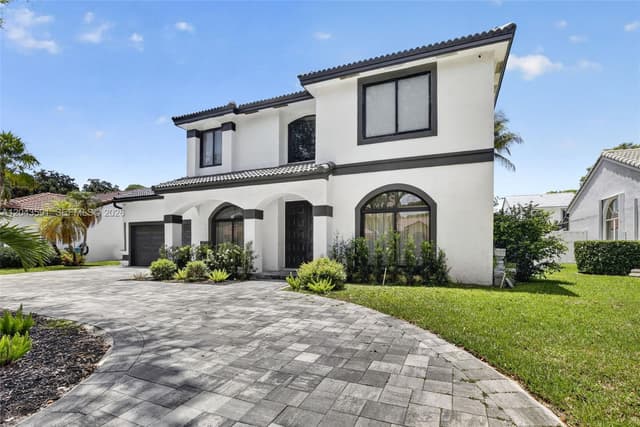 10746 Charleston Pl, Cooper City FL 33026 - Cooper City, FL - Photo 3