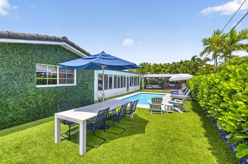 2917 NE 35th Court, Lighthouse Point FL 33064