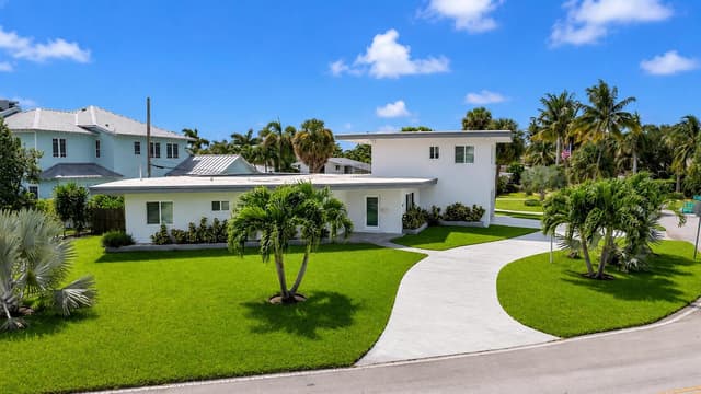 2812 NE 27th Street, Lighthouse Point FL 33064 - Lighthouse Point, FL - Photo 2