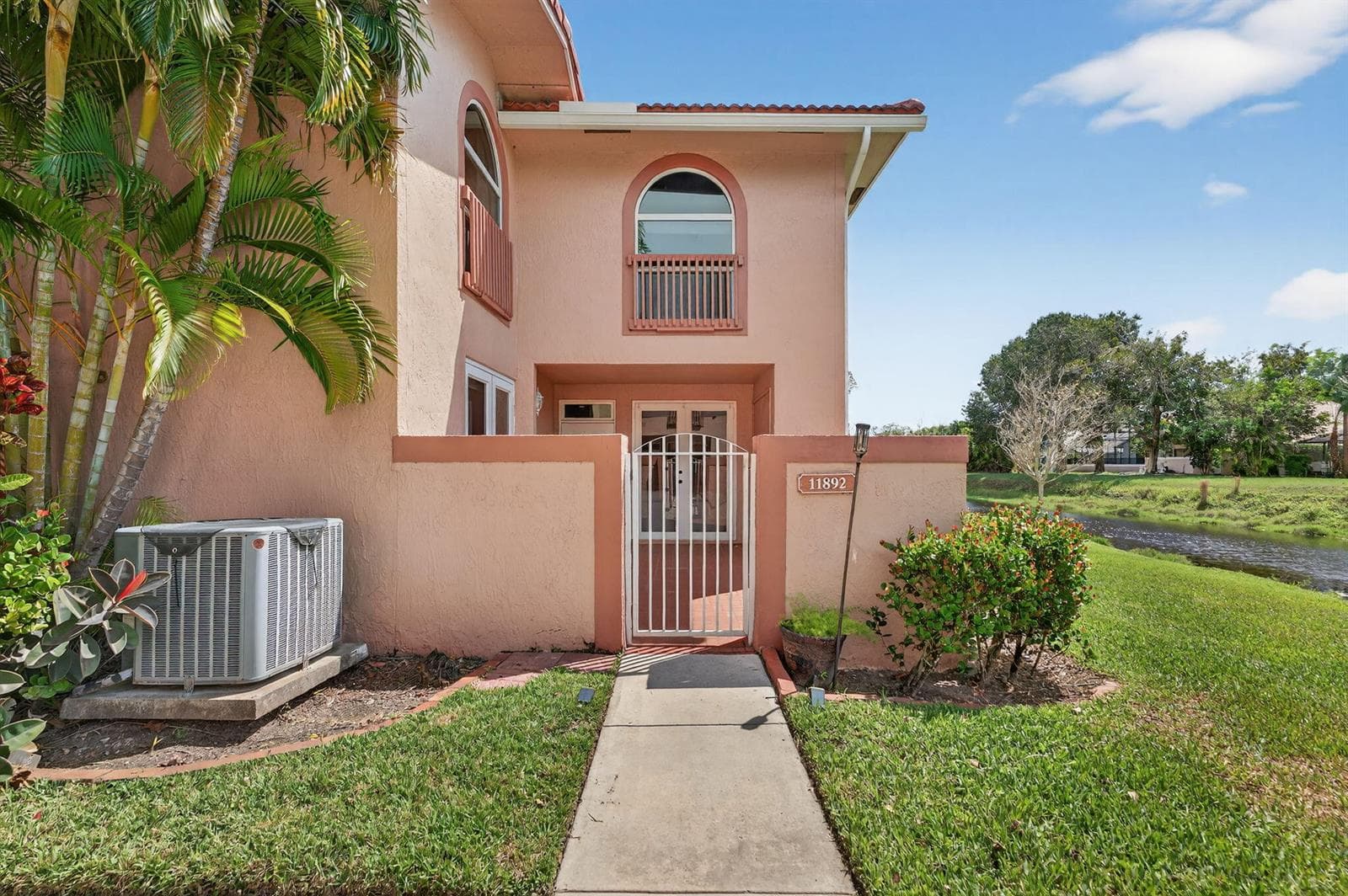 11892 Royal Palm Boulevard # 11892, Coral Springs FL 33065 - Coral Springs, FL - Photo 1