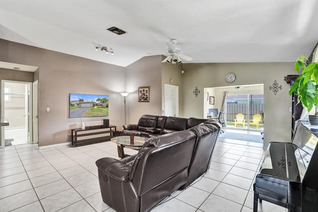 8340 SW 41st Street, Davie FL 33328 - Davie, FL - Photo 3