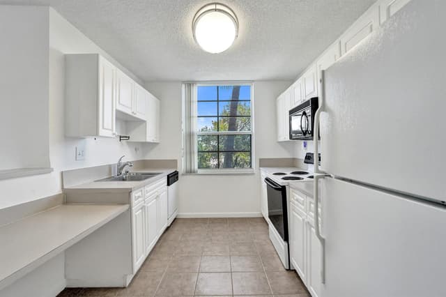 520 SE 5 Avenue # 1203, Fort Lauderdale FL 33301 - Fort Lauderdale, FL - Photo 6
