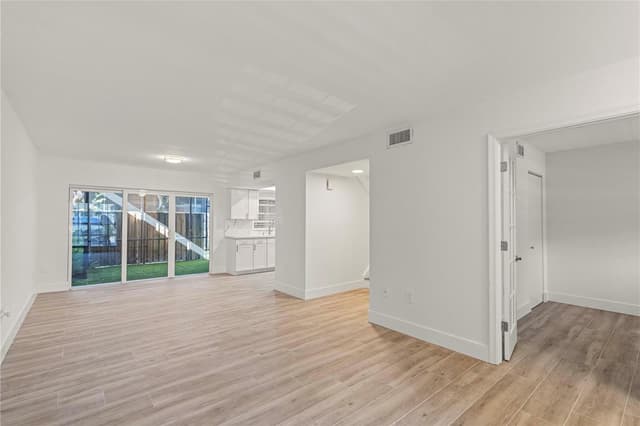 12384 SW 52nd Court, Cooper City FL 33330 - Cooper City, FL - Photo 5