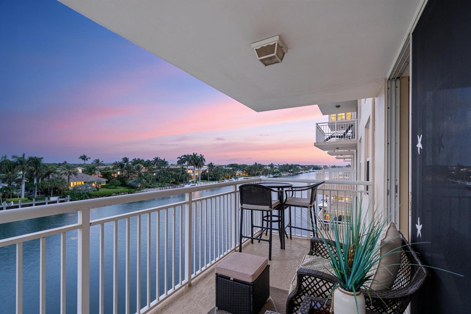 1050 Hillsboro Mile # 403w, Hillsboro Beach FL 33062 - Hillsboro Beach, FL - Photo 1