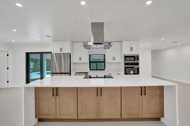 5561 NE 26th Avenue, Fort Lauderdale FL 33308 - Fort Lauderdale, FL - Photo 4