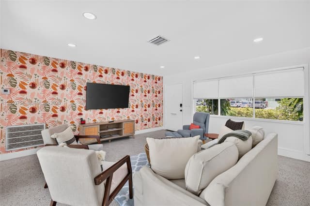 1750 NE 56th St, Fort Lauderdale FL 33334 - Fort Lauderdale, FL - Photo 5