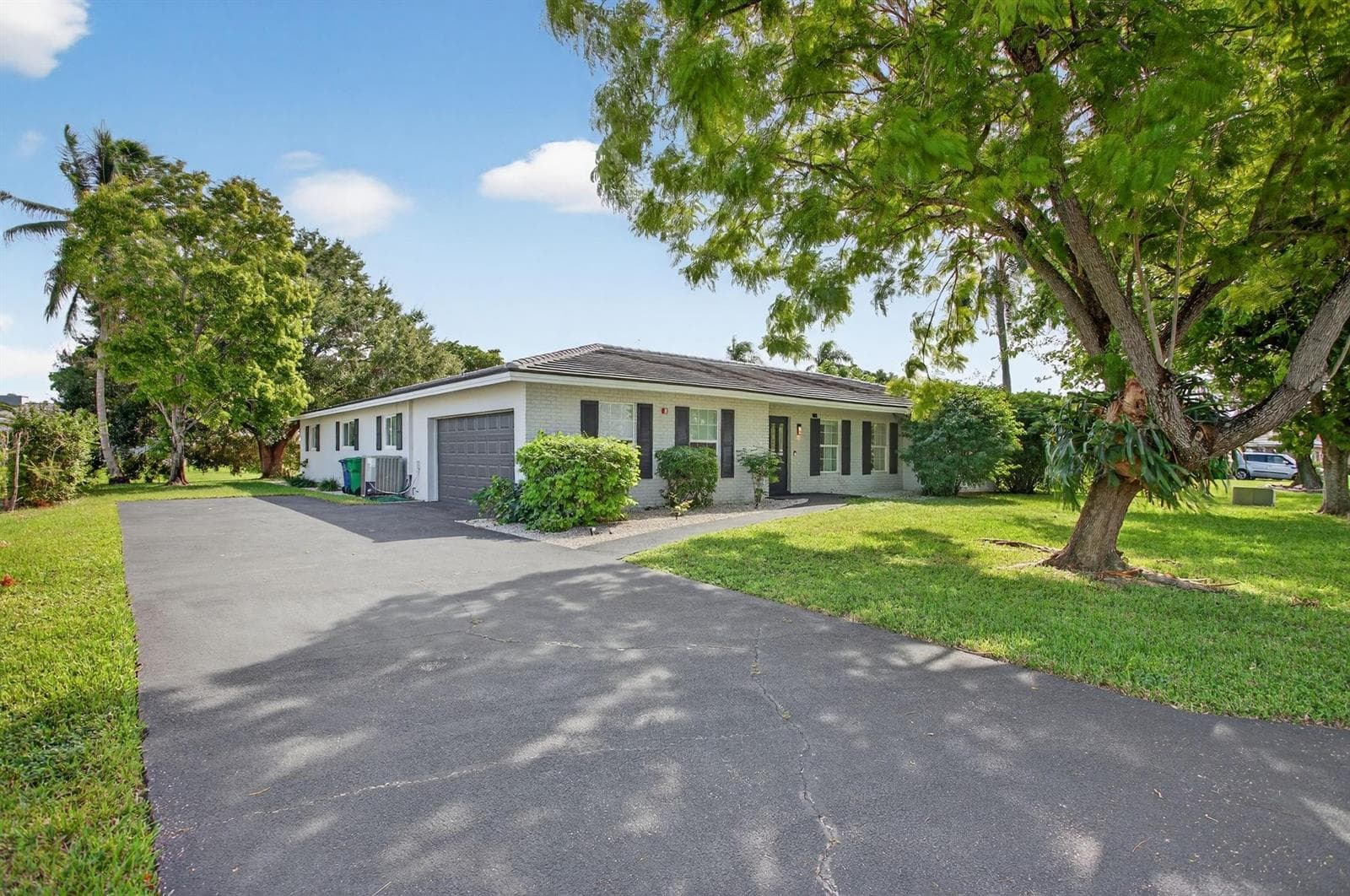 2421 NW 114th Avenue, Coral Springs FL 33065 - Coral Springs, FL - Photo 1