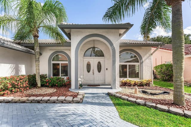 12372 SW 1st Street, Coral Springs FL 33071 - Coral Springs, FL - Photo 2