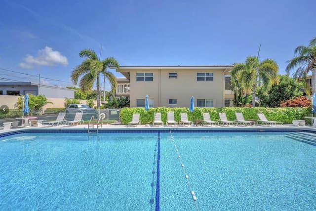 2121 NE 42ND Court # 202C, Lighthouse Point FL 33064 - Lighthouse Point, FL - Photo 2