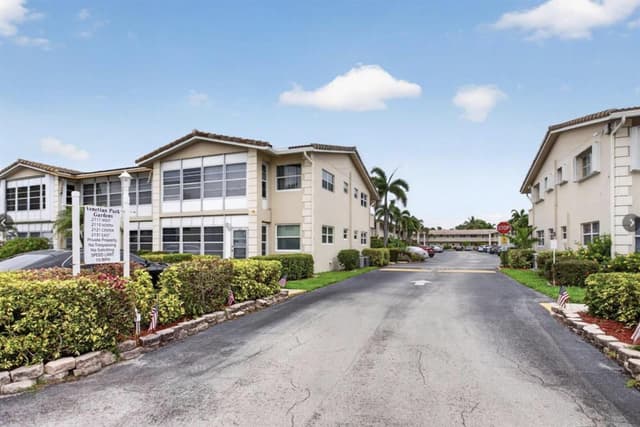 2121 NE 42ND Court # 202C, Lighthouse Point FL 33064 - Lighthouse Point, FL - Photo 3