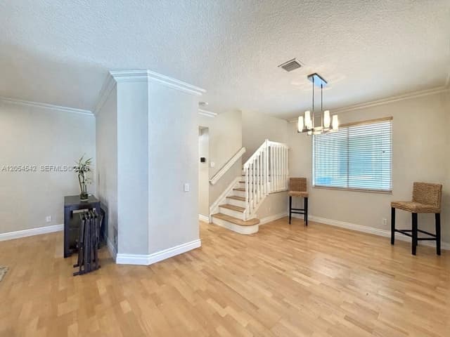 477 Fishtail Ter, Weston FL 33327 - Weston, FL - Photo 7