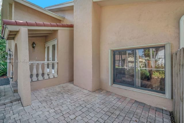42 Birch Dr, Cooper City FL 33026 - Cooper City, FL - Photo 6