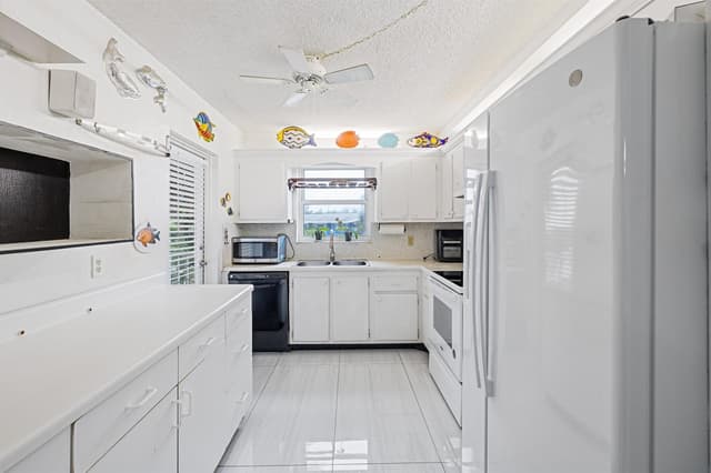 1200 Hibiscus Avenue # 201, Pompano Beach FL 33062 - Pompano Beach, FL - Photo 7