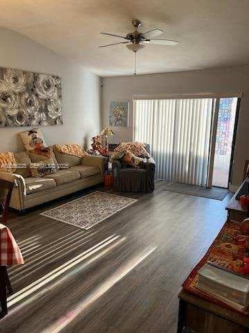 11699 NW 11th St, Pembroke Pines FL 33026 - Pembroke Pines, FL - Photo 1
