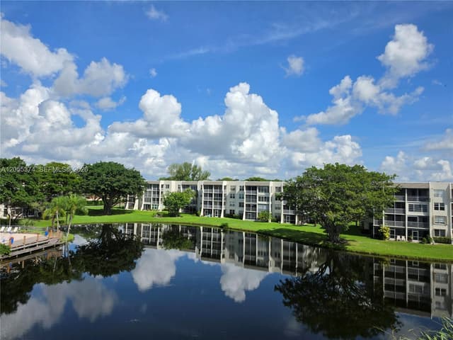 9311 Orange Grove Dr # 408, Davie FL 33324 - Davie, FL - Photo 2