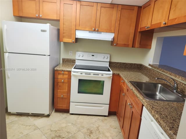 9311 Orange Grove Dr # 408, Davie FL 33324 - Davie, FL - Photo 3