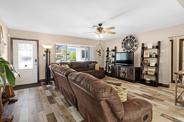 981 SE 10TH Court, Pompano Beach FL 33060 - Pompano Beach, FL - Photo 3