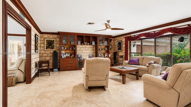 10981 NW 24th St, Coral Springs FL 33065 - Coral Springs, FL - Photo 4