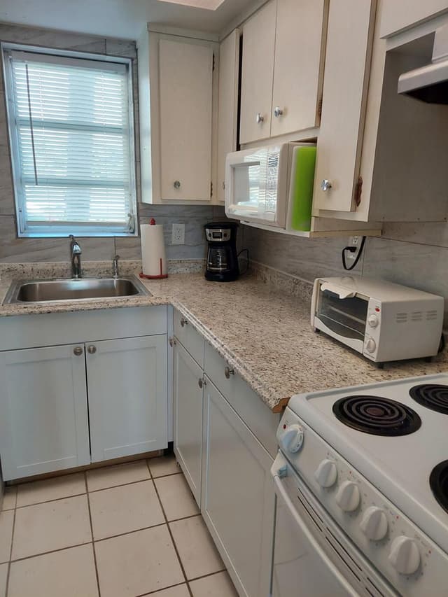 605 N Riverside Drive # 12A, Pompano Beach FL 33062 - Pompano Beach, FL - Photo 7