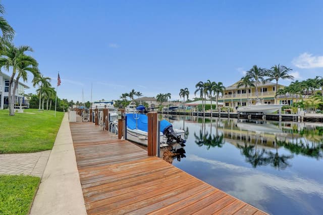 2400 NE 36th Street # 10, Lighthouse Point FL 33064 - Lighthouse Point, FL - Photo 3