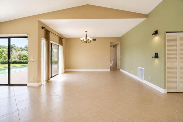 1855 SW 101st Ave, Davie FL 33324 - Davie, FL - Photo 7