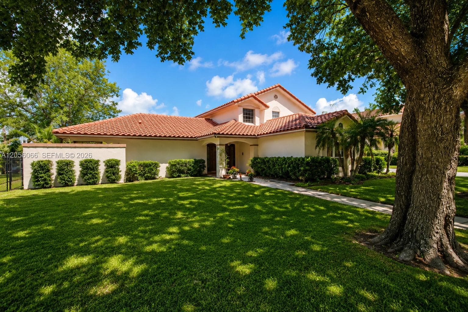 1855 SW 101st Ave, Davie FL 33324 - Davie, FL - Photo 1