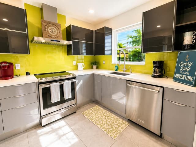 800 SE 11TH Court, Fort Lauderdale FL 33316 - Fort Lauderdale, FL - Photo 4