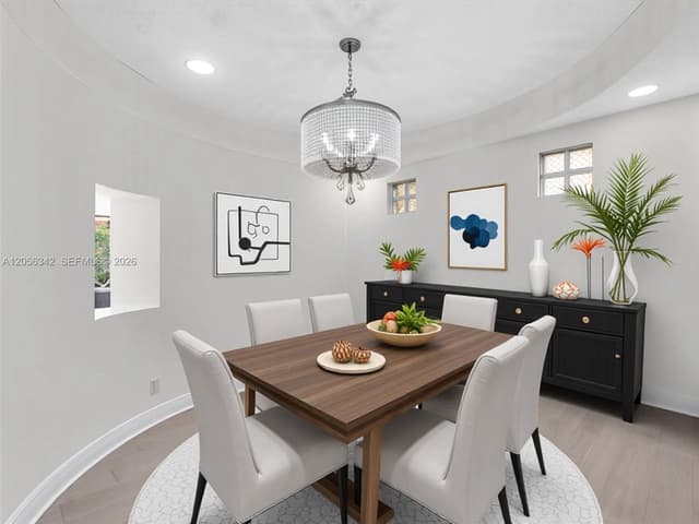 11407 Lakeview Dr, Coral Springs FL 33071 - Coral Springs, FL - Photo 3