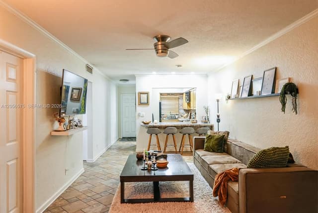 1541 NE 34th Ct # 104, Oakland Park FL 33334 - Oakland Park, FL - Photo 6