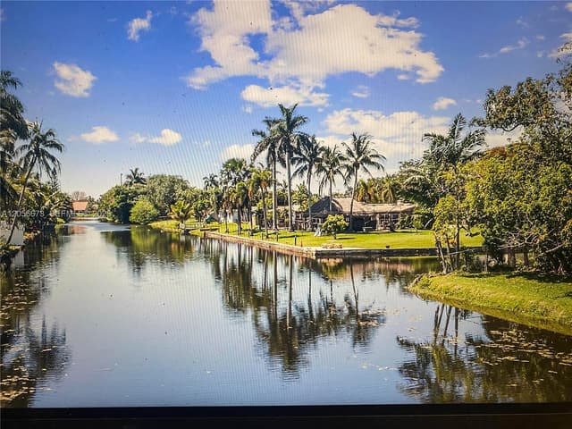 5231 SW 89th Ave, Cooper City FL 33328 - Cooper City, FL - Photo 4