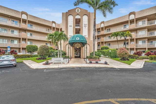 7647 SOUTHAMPTON Terrace # 115, Tamarac FL 33321 - Tamarac, FL - Photo 2