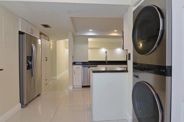1900 Sabal Palm Drive # 106, Davie FL 33324 - Davie, FL - Photo 6