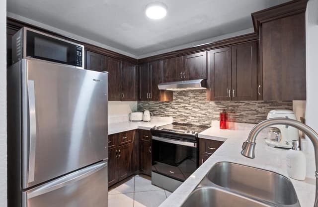 3900 NE 18TH Avenue # 13C, Oakland Park FL 33334 - Oakland Park, FL - Photo 4