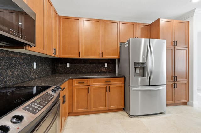 1812 NE 26th Avenue, Fort Lauderdale FL 33305 - Fort Lauderdale, FL - Photo 5