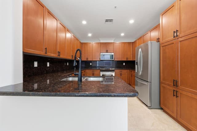 1812 NE 26th Avenue, Fort Lauderdale FL 33305 - Fort Lauderdale, FL - Photo 4