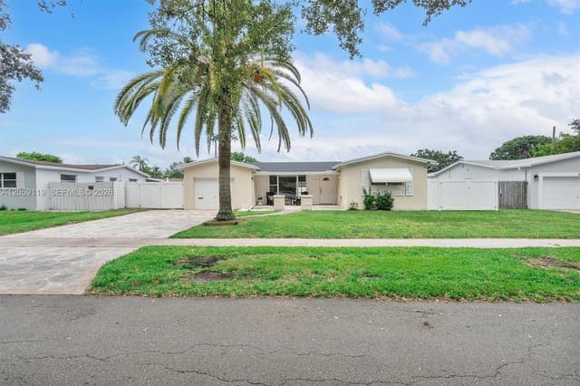 8963 SW 53rd St, Cooper City FL 33328 - Cooper City, FL - Photo 6