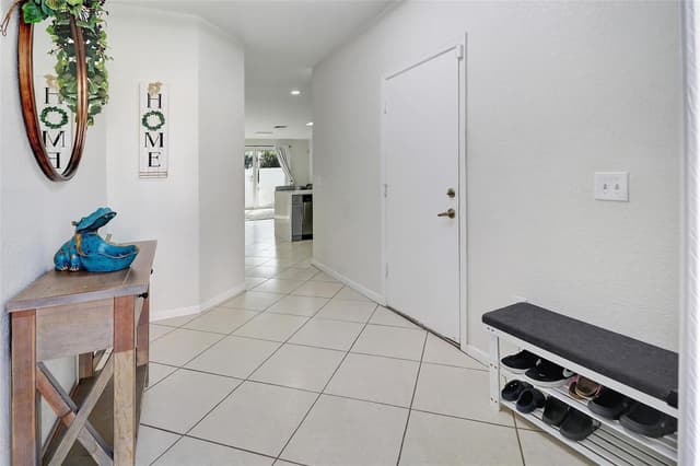 8106 Prestige Commons Drive # 8106, Tamarac FL 33321 - Tamarac, FL - Photo 3