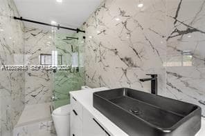 2185 Imperial Point Dr, Fort Lauderdale FL 33308 - Fort Lauderdale, FL - Photo 5