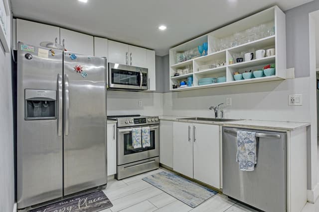 812 Briny Avenue # 10C, Pompano Beach FL 33062 - Pompano Beach, FL - Photo 5
