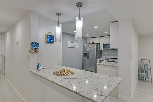 812 Briny Avenue # 10C, Pompano Beach FL 33062 - Pompano Beach, FL - Photo 4
