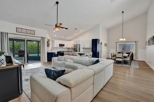1711 W Oak Knoll Circle, Davie FL 33324 - Davie, FL - Photo 6