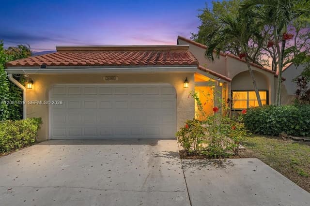 2905 Begonia Way, Cooper City FL 33026 - Cooper City, FL - Photo 2