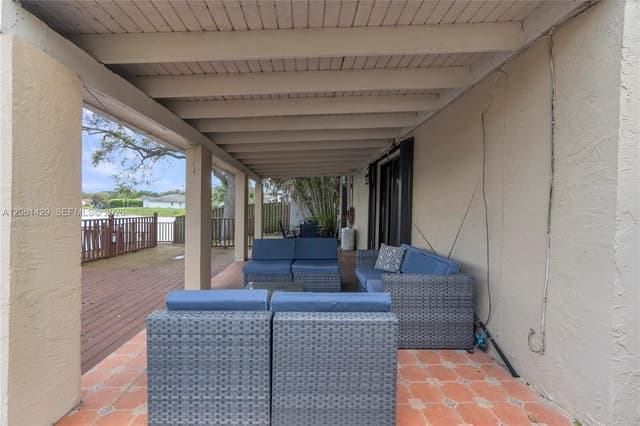 2905 Begonia Way, Cooper City FL 33026 - Cooper City, FL - Photo 5