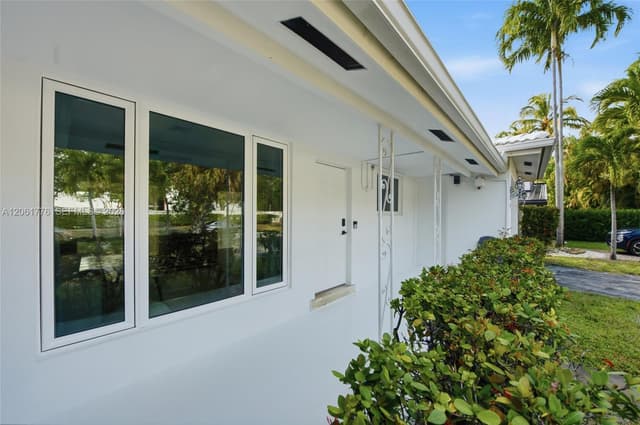 3497 NE 20th Ave, Oakland Park FL 33306 - Oakland Park, FL - Photo 6